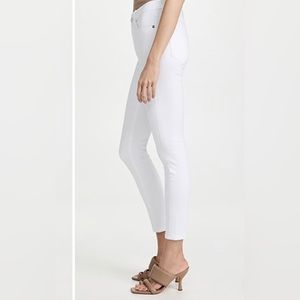 Good American
Good Legs Crop Jeans